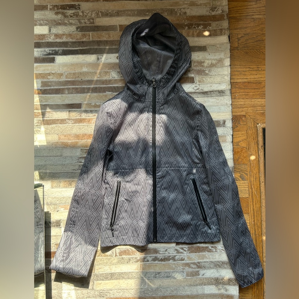 Ivivva Gray Patterned Kids Raincoat